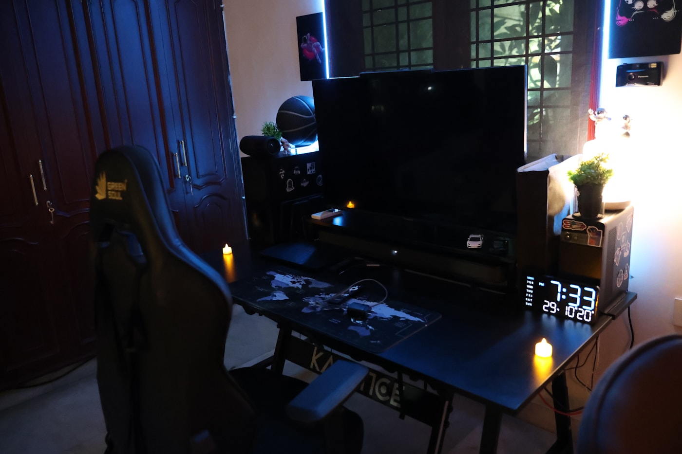 Complete gaming setup used for network troubleshooting